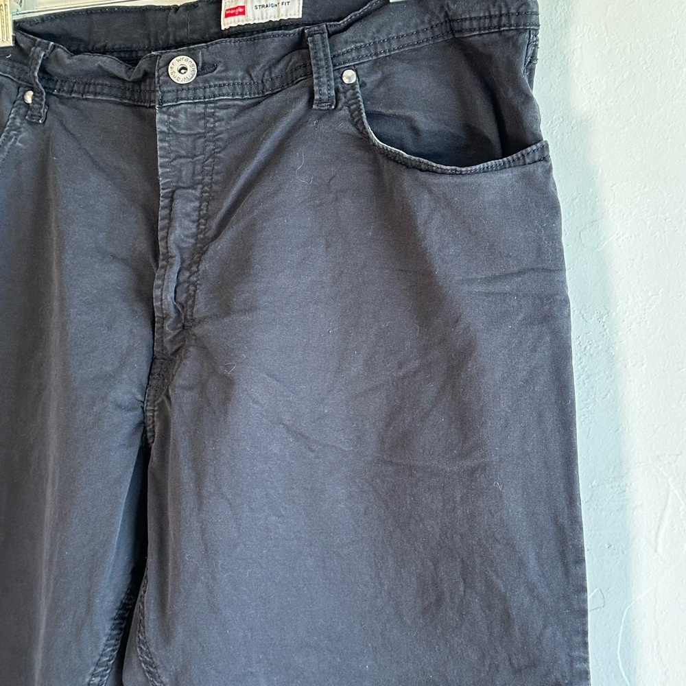 Wrangler Black Straight Fit Chino Style 5 pocket Jeans Sz 40x30 - Picture 2 of 11